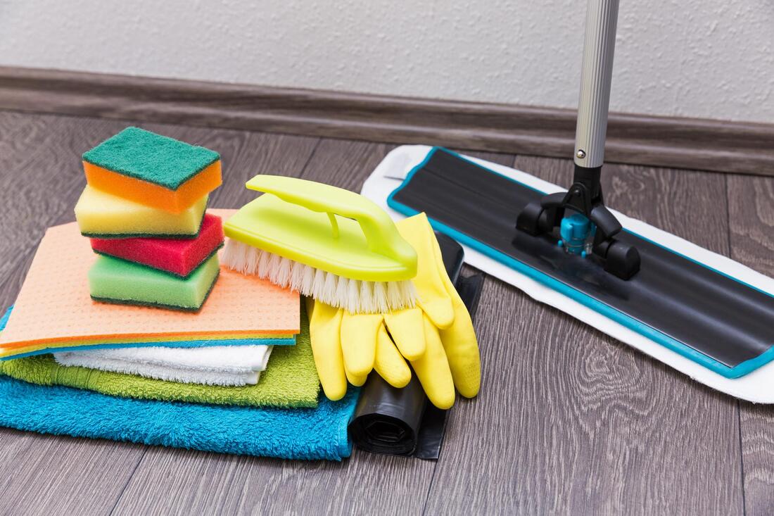 diffferent kinds of cleaning tools